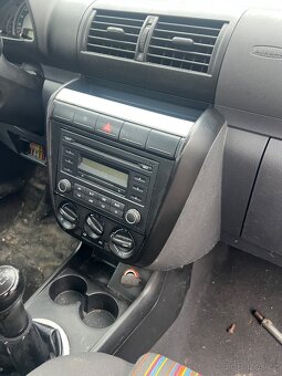 Vw Fox - 4
