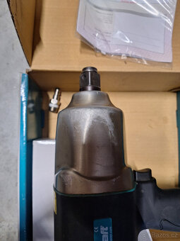 Příklepový utahovák 3/4" PRO - 4