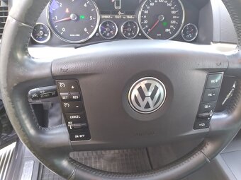 VOLKSWAGEN TOUAREG 3.0 TDI DSG DPH,ČR,NAVI, 176kW - 4