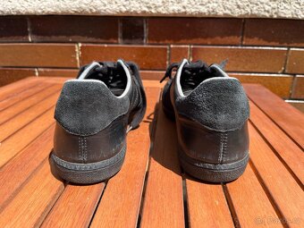Botas Iconic Dark - 4