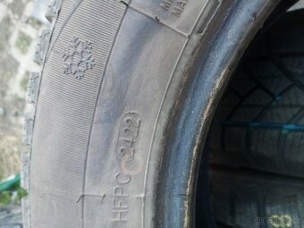 PRODAM=ZIMNI PNEU 155/70R13 4X8mm. - 4