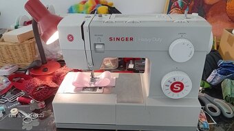 Singer Heavy Duty 4411 - 4