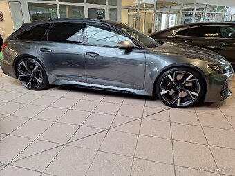 AUDI RS6 AVANT 4,0i V8 biturbo 441kW - 4