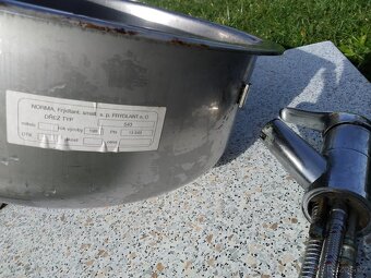 Dřez nerez + baterie - 4