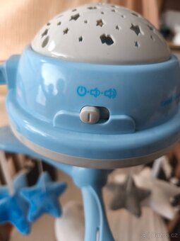 Kolotoč Canpol Babies plyšový s projektorem hvězdičky modrý - 4