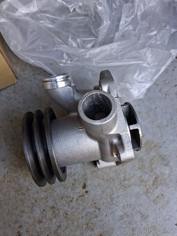 Prodám nebo vyměním vodni pumpu Avia 80 - 4