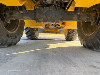 New holladn B115 / 2024 traktor bagr - 4