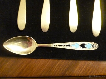 SADA STARÝCH STŘÍBRNÝCH LŽIČEK - 4