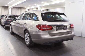 Mercedes-Benz C 220d 143kW - otevřeno celý víkend do 20:00 - 4