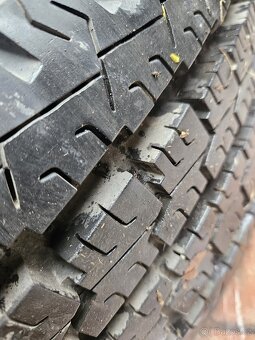 Kolo s pneu Iveco rezerva - 4