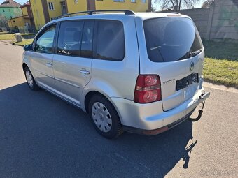 VW Touran 1.9 TDI 77kw Klima Model 2007 Facelift///Havárie// - 4