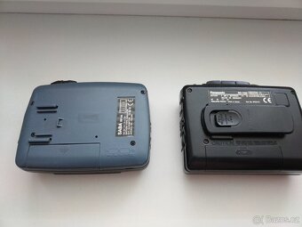 Dva walkmany. Panasonic a Saba - 4