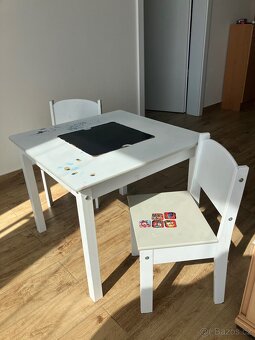 DĚTSKÁ SADA STŮL A ŽIDLE - 4