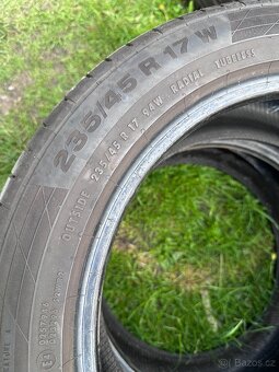 2ks letních pneu 235/45 R17 - Continental - 4