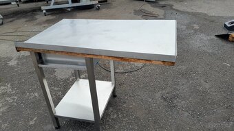 Nerezový atypický stůl se zásuvkou 109(107)x71(80)x90 cm - 4