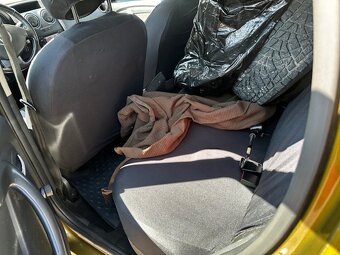 Dacia Duster 1,6i 4x4, r.2016, 2.majitel, původ ČR - 4