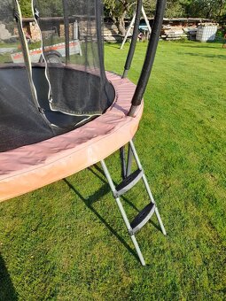 Trampolína - 4