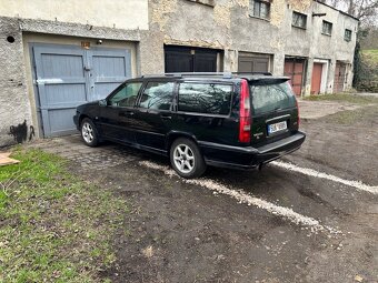 Volvo V70 2.5 TDI 103kw - 4