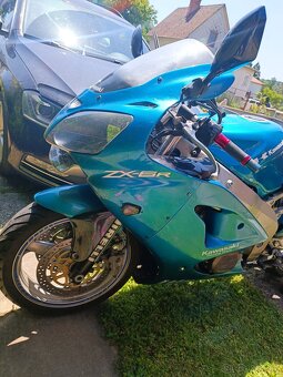 Kawasaki Ninja - 4