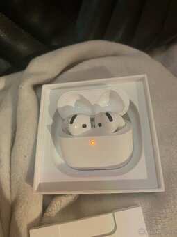 Airpods 4 - 4