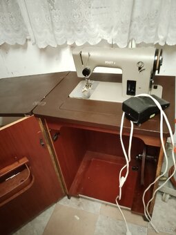 Šicí stroj - 4