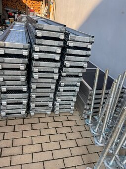 Prodám Lešení 102m2 //rámové lešení/ihned k odběru - 4