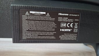 Smart Televize Hisense 101 cm - 4