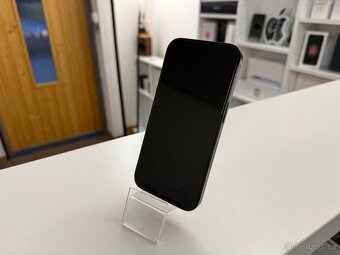 iPhone 14 Pro 256 GB – černý - 4
