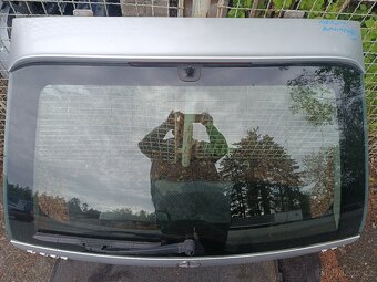 Mercedes C 203 combi - páté dveře, víko kufru - 4