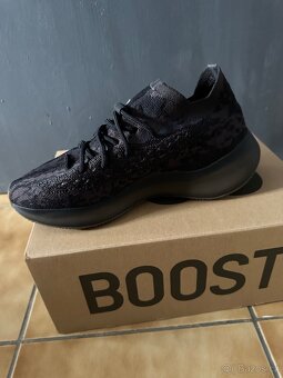 Adidas Yeezy 380 Onyx - 4