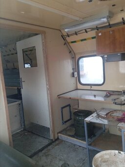 Praga V3S Skříňová nástavba M2 - 4