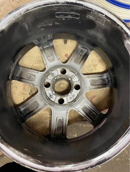 ALU kola originál Ford - 4