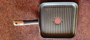 TEFAL GRILOVACÍ PÁNEV - 4