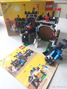 Lego Castle, hrad 6059 - 4