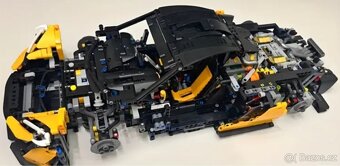 LEGO Technic 42172 Mclaren P1 – sestavený model - 4
