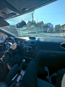 Ford Focus st 225 - 4