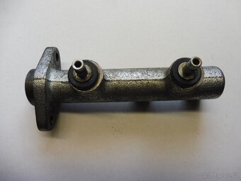 ŠKODA 120 Hlavní brzdový válec 19 mm - 4