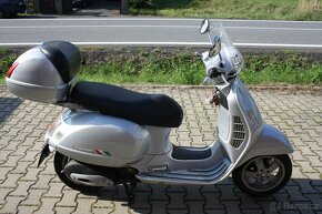 Piaggio Vespa GT 200 - 4