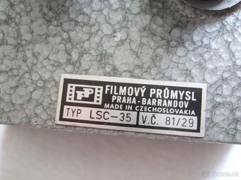 Filmová lepička. - 4