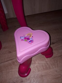 Barbie toaletní stolek - 4