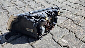 Přední světlo práve Škoda Fabia I - 4