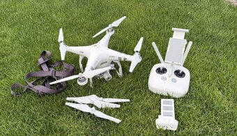 Dron DJI Phantom 3 Advanced - 4