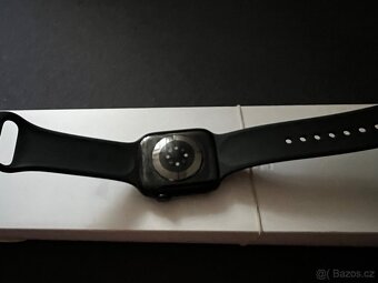 Apple Watch 8 45 mm - 4