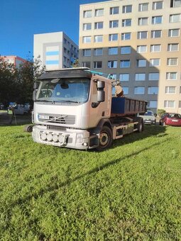 VOLVO FE S 320 42R Hákový nosič - 4