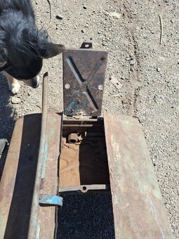 Zetor 3011, originál maska, - 4