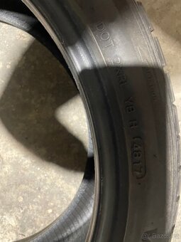 225/40R18 - 4
