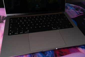 MacBook Pro 14" (2023) – M2 Pro, 32 GB RAM – TOP stav - 4