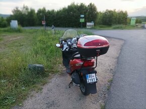 Kymco Grand Dink 125 - 4