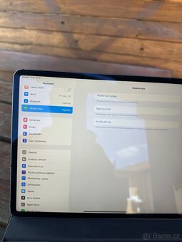 iPad Pro 12,9” | 256 GB | Cellular + originální klávesnice - 4