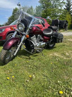 Honda vt750c shadow - 4